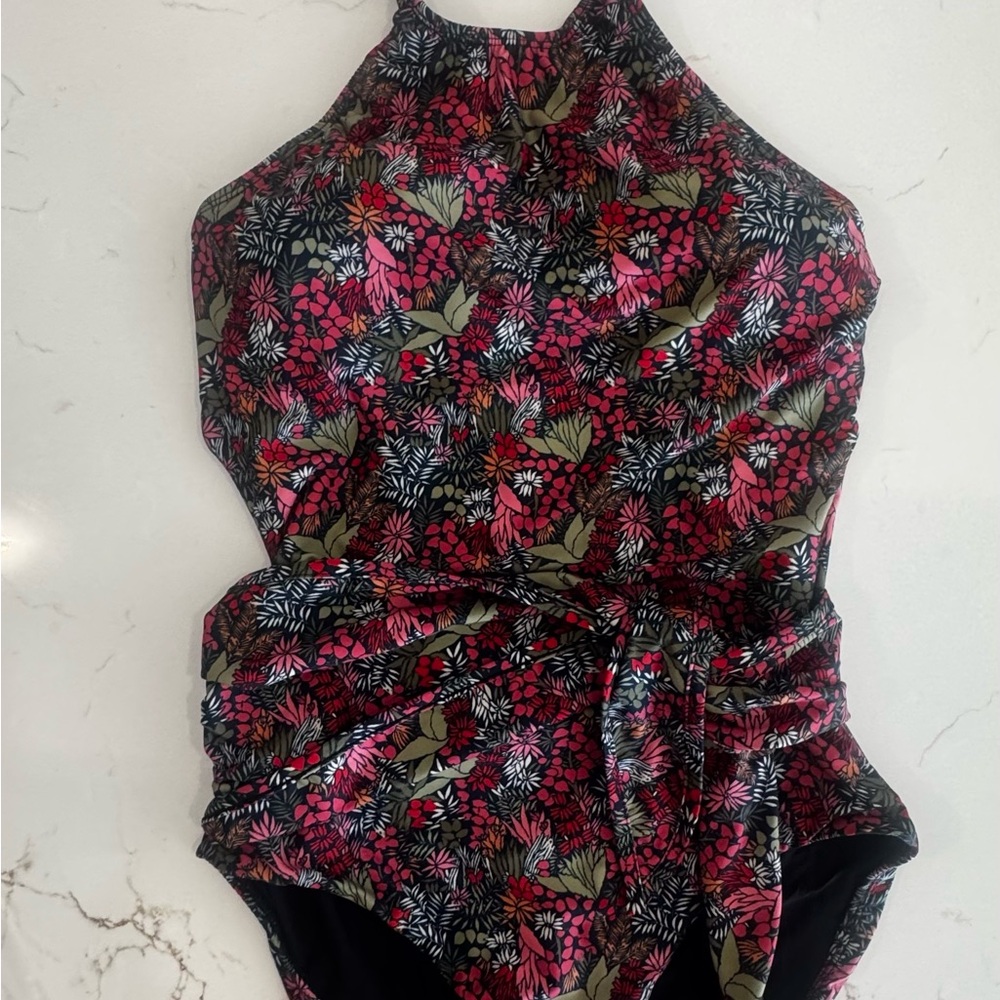 Hermoza Floral Print Swimsuit